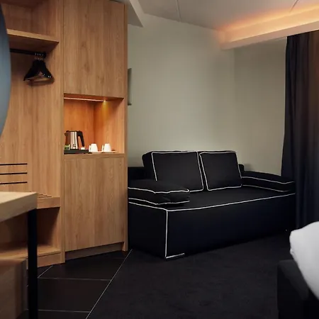 Hotel Gr8 3*